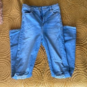 AEO distressed skinny 4 xlong